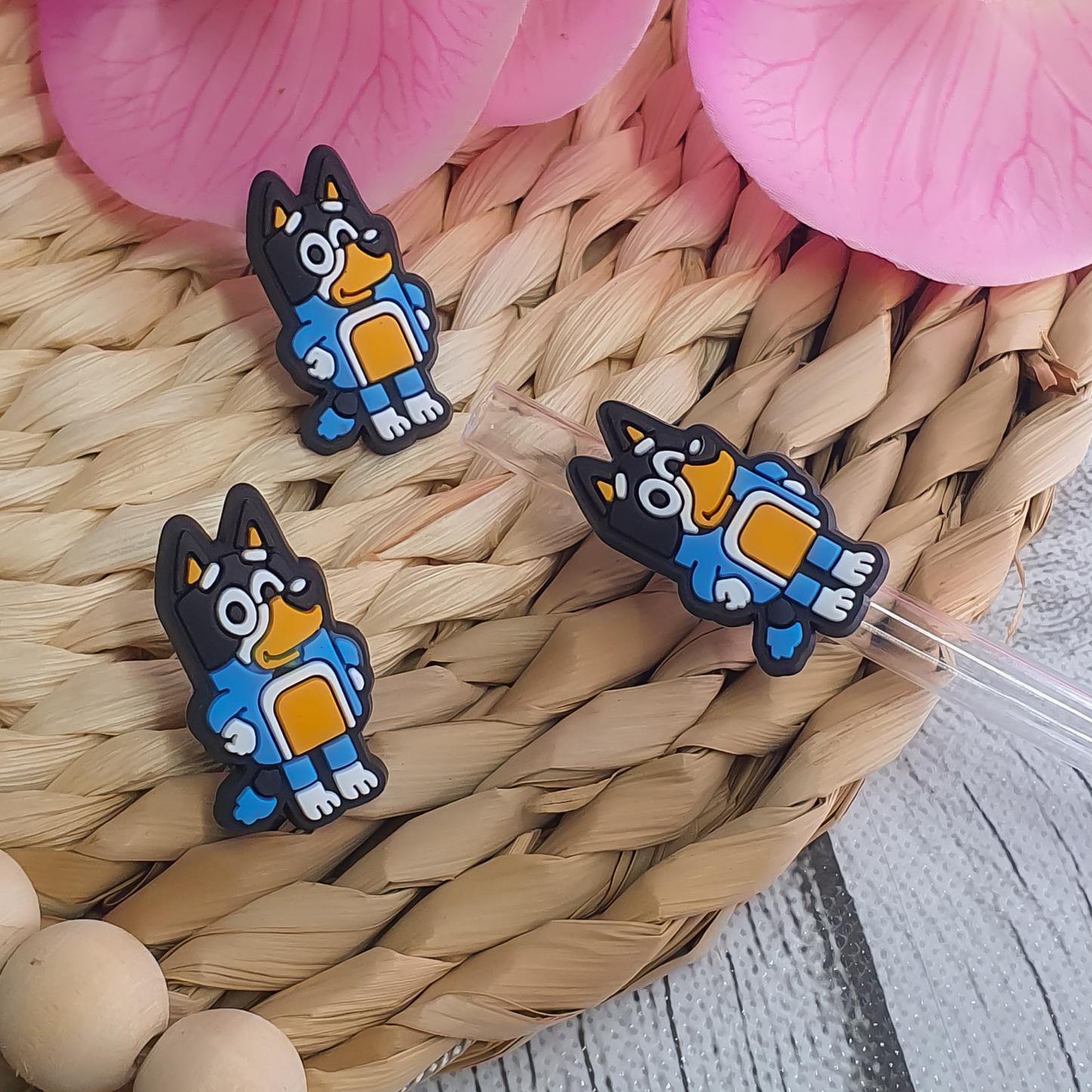 Blu Dog / Straw Toppers